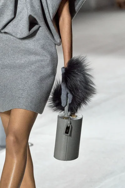 Look 52